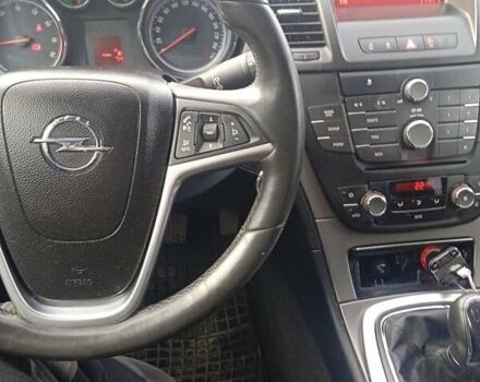 Белый Опель Инсигния, объемом двигателя 1.6 л и пробегом 158 тыс. км за 7500 $, фото 19 на Automoto.ua