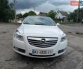 Белый Опель Инсигния, объемом двигателя 1.96 л и пробегом 240 тыс. км за 8800 $, фото 1 на Automoto.ua