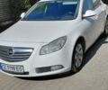 Белый Опель Инсигния, объемом двигателя 1.96 л и пробегом 257 тыс. км за 9000 $, фото 1 на Automoto.ua