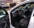 Белый Опель Инсигния, объемом двигателя 2 л и пробегом 262 тыс. км за 10150 $, фото 3 на Automoto.ua