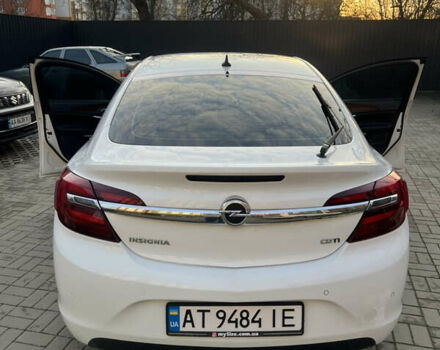 Белый Опель Инсигния, объемом двигателя 1.96 л и пробегом 262 тыс. км за 9500 $, фото 9 на Automoto.ua