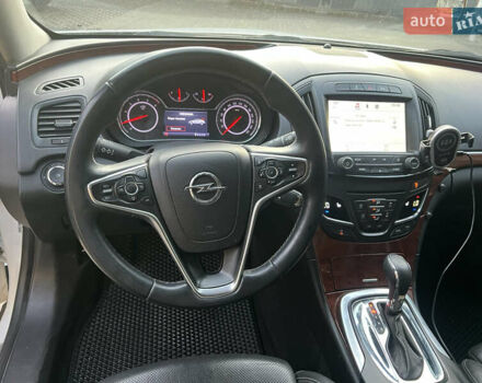 Белый Опель Инсигния, объемом двигателя 1.96 л и пробегом 262 тыс. км за 9500 $, фото 20 на Automoto.ua