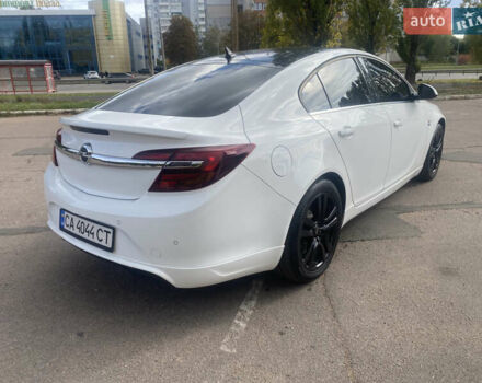 Опель Инсигния 2015 в Черкассах на Automoto.ua Белый Опель Инсигния, объемом двигателя 1.96 л и пробегом 284 тыс. км за 10200 $, фото 5 на Automoto.ua