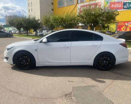 Белый Опель Инсигния, объемом двигателя 2 л и пробегом 285 тыс. км за 9900 $, фото 8 на Automoto.ua