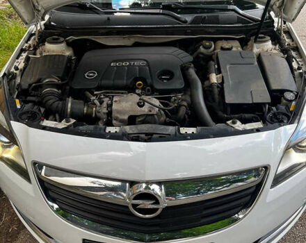 Білий Опель Інсігнія, об'ємом двигуна 1.6 л та пробігом 220 тис. км за 13000 $, фото 6 на Automoto.ua