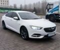 Белый Опель Инсигния, объемом двигателя 1.6 л и пробегом 218 тыс. км за 13500 $, фото 1 на Automoto.ua