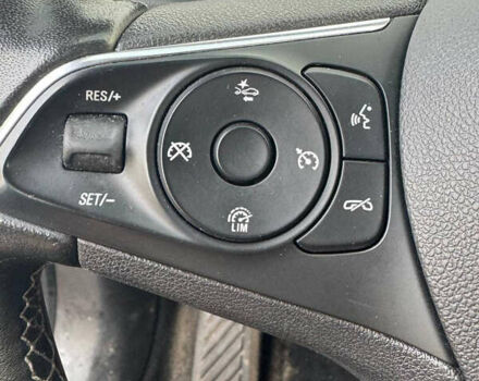 Білий Опель Інсігнія, об'ємом двигуна 1.5 л та пробігом 125 тис. км за 16700 $, фото 18 на Automoto.ua