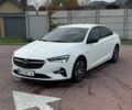 Білий Опель Інсігнія, об'ємом двигуна 1.5 л та пробігом 125 тис. км за 16700 $, фото 1 на Automoto.ua