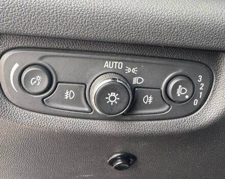 Білий Опель Інсігнія, об'ємом двигуна 1.5 л та пробігом 125 тис. км за 16700 $, фото 21 на Automoto.ua