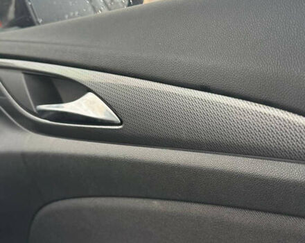 Білий Опель Інсігнія, об'ємом двигуна 1.5 л та пробігом 125 тис. км за 16700 $, фото 23 на Automoto.ua