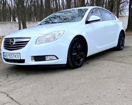 Белый Опель Инсигния, объемом двигателя 1.6 л и пробегом 0 тыс. км за 8200 $, фото 1 на Automoto.ua