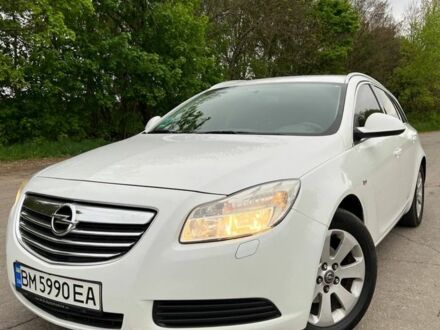 Белый Опель Инсигния, объемом двигателя 2 л и пробегом 168 тыс. км за 6800 $, фото 1 на Automoto.ua