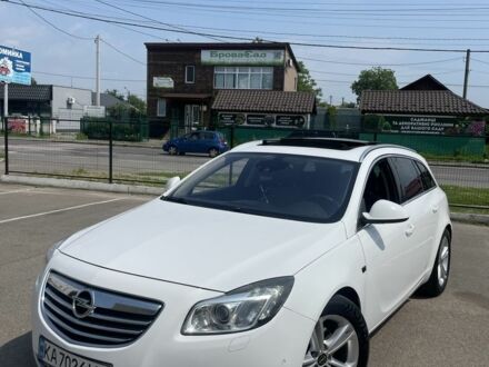 Опель Інсігнія 2010 у Броварах на Automoto.ua Білий Опель Інсігнія, об'ємом двигуна 2 л та пробігом 310 тис. км за 7700 $, фото 1 на Automoto.ua