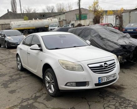 Білий Опель Інсігнія, об'ємом двигуна 2 л та пробігом 185 тис. км за 3750 $, фото 1 на Automoto.ua