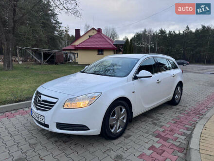 Білий Опель Інсігнія, об'ємом двигуна 1.96 л та пробігом 310 тис. км за 6300 $, фото 1 на Automoto.ua