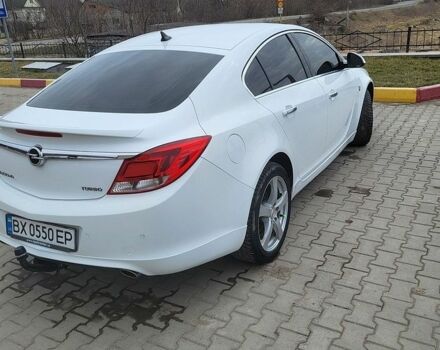 Белый Опель Инсигния, объемом двигателя 2 л и пробегом 340 тыс. км за 7500 $, фото 1 на Automoto.ua
