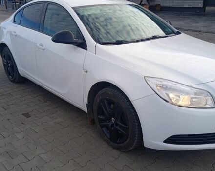 Білий Опель Інсігнія, об'ємом двигуна 1.6 л та пробігом 158 тис. км за 7500 $, фото 1 на Automoto.ua