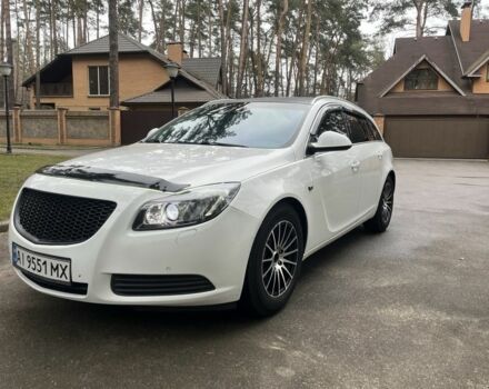 Белый Опель Инсигния, объемом двигателя 2.8 л и пробегом 265 тыс. км за 6500 $, фото 1 на Automoto.ua