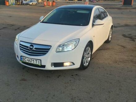 Білий Опель Інсігнія, об'ємом двигуна 1.96 л та пробігом 313 тис. км за 7000 $, фото 1 на Automoto.ua