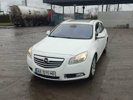 Білий Опель Інсігнія, об'ємом двигуна 1.96 л та пробігом 324 тис. км за 6600 $, фото 1 на Automoto.ua