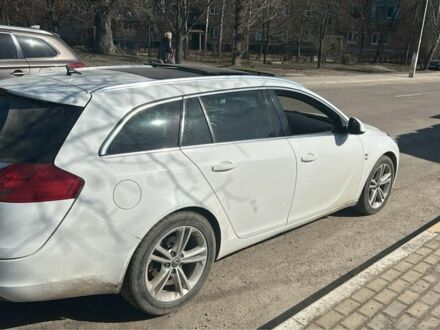Белый Опель Инсигния, объемом двигателя 2 л и пробегом 3 тыс. км за 8600 $, фото 1 на Automoto.ua