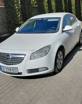 Білий Опель Інсігнія, об'ємом двигуна 1.96 л та пробігом 257 тис. км за 9500 $, фото 1 на Automoto.ua