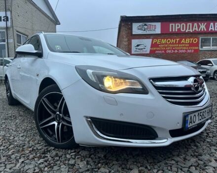 Білий Опель Інсігнія, об'ємом двигуна 2 л та пробігом 217 тис. км за 8800 $, фото 1 на Automoto.ua