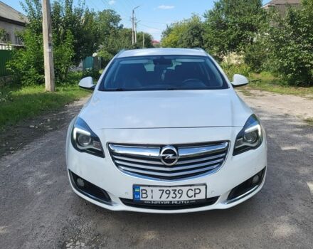 Белый Опель Инсигния, объемом двигателя 2 л и пробегом 250 тыс. км за 8850 $, фото 1 на Automoto.ua
