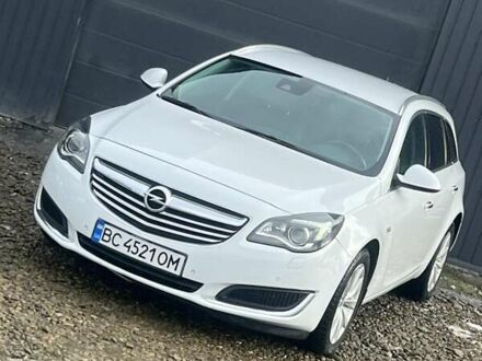 Білий Опель Інсігнія, об'ємом двигуна 2 л та пробігом 191 тис. км за 8200 $, фото 1 на Automoto.ua