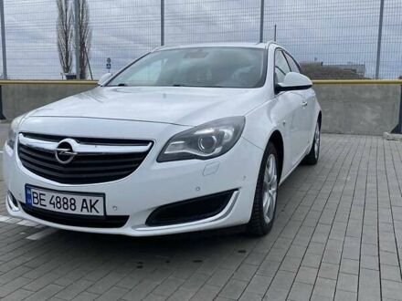 Белый Опель Инсигния, объемом двигателя 1.6 л и пробегом 239 тыс. км за 11300 $, фото 1 на Automoto.ua