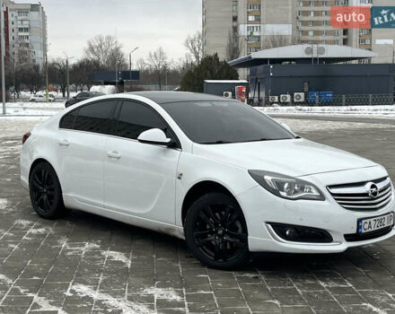 Белый Опель Инсигния, объемом двигателя 1.96 л и пробегом 288 тыс. км за 10800 $, фото 1 на Automoto.ua