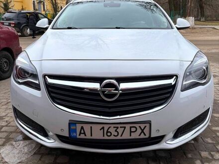 Белый Опель Инсигния, объемом двигателя 2 л и пробегом 198 тыс. км за 9900 $, фото 1 на Automoto.ua