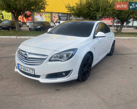 Білий Опель Інсігнія, об'ємом двигуна 2 л та пробігом 285 тис. км за 9900 $, фото 1 на Automoto.ua