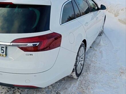 Білий Опель Інсігнія, об'ємом двигуна 2 л та пробігом 269 тис. км за 10000 $, фото 1 на Automoto.ua