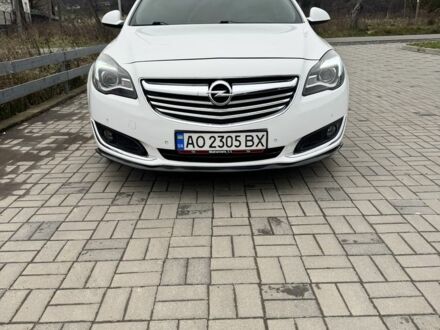 Белый Опель Инсигния, объемом двигателя 2 л и пробегом 279 тыс. км за 11700 $, фото 1 на Automoto.ua