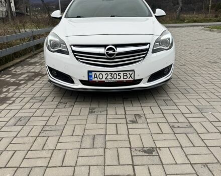 Білий Опель Інсігнія, об'ємом двигуна 2 л та пробігом 279 тис. км за 11700 $, фото 1 на Automoto.ua