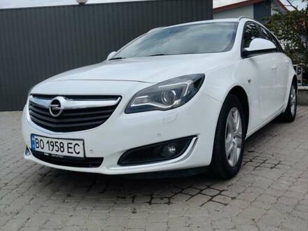 Белый Опель Инсигния, объемом двигателя 1.6 л и пробегом 234 тыс. км за 10000 $, фото 1 на Automoto.ua