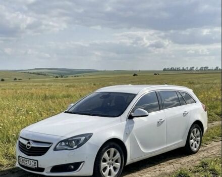 Белый Опель Инсигния, объемом двигателя 2 л и пробегом 192 тыс. км за 15000 $, фото 1 на Automoto.ua