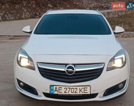 Белый Опель Инсигния, объемом двигателя 1.6 л и пробегом 227 тыс. км за 9100 $, фото 1 на Automoto.ua