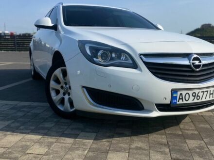 Білий Опель Інсігнія, об'ємом двигуна 1.6 л та пробігом 360 тис. км за 10500 $, фото 1 на Automoto.ua