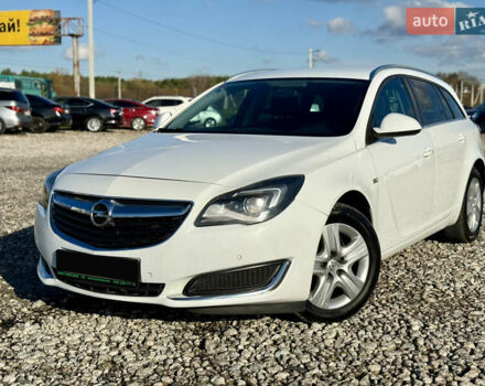 Белый Опель Инсигния, объемом двигателя 1.6 л и пробегом 279 тыс. км за 10999 $, фото 1 на Automoto.ua