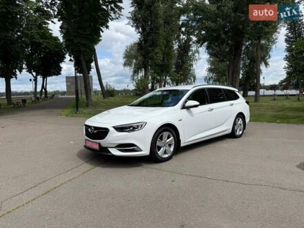 Белый Опель Инсигния, объемом двигателя 1.6 л и пробегом 190 тыс. км за 11350 $, фото 1 на Automoto.ua