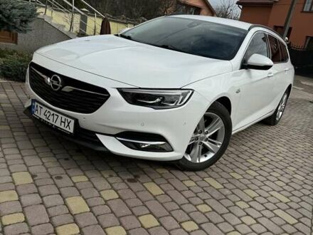 Опель Інсігнія 2018 у Івано-Франківську на Automoto.ua Білий Опель Інсігнія, об'ємом двигуна 1.96 л та пробігом 269 тис. км за 13500 $, фото 1 на Automoto.ua