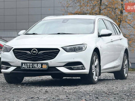 Белый Опель Инсигния, объемом двигателя 1.96 л и пробегом 191 тыс. км за 14900 $, фото 1 на Automoto.ua
