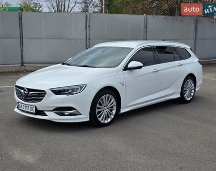 Опель Інсігнія 2019 у Києві на Automoto.ua Білий Опель Інсігнія, об'ємом двигуна 2 л та пробігом 225 тис. км за 16500 $, фото 1 на Automoto.ua