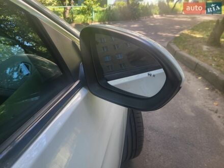 Білий Опель Інсігнія, об'ємом двигуна 2 л та пробігом 231 тис. км за 15200 $, фото 1 на Automoto.ua