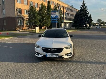 Білий Опель Інсігнія, об'ємом двигуна 1.96 л та пробігом 210 тис. км за 17000 $, фото 1 на Automoto.ua