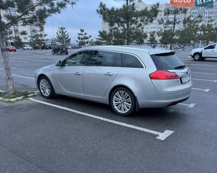 Бежевый Опель Инсигния, объемом двигателя 2 л и пробегом 198 тыс. км за 10300 $, фото 2 на Automoto.ua