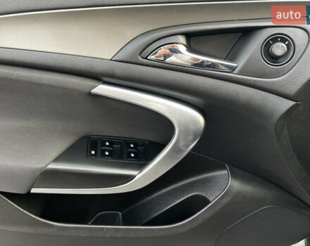 Бежевый Опель Инсигния, объемом двигателя 2 л и пробегом 198 тыс. км за 10300 $, фото 11 на Automoto.ua