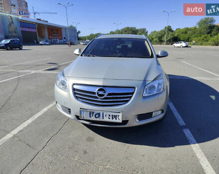 Бежевый Опель Инсигния, объемом двигателя 2 л и пробегом 198 тыс. км за 10300 $, фото 7 на Automoto.ua